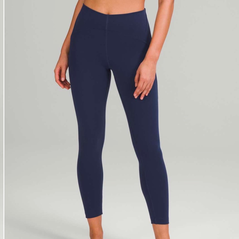 Lululemon Instill High-Rise Tight 25"
Night Sea size: 6 - Picture 3 of 7